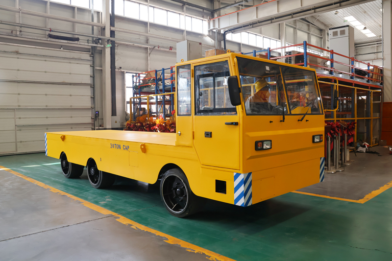 福建客戶(hù)訂購(gòu)的方向盤(pán)貨運(yùn)平板車(chē)成功交付